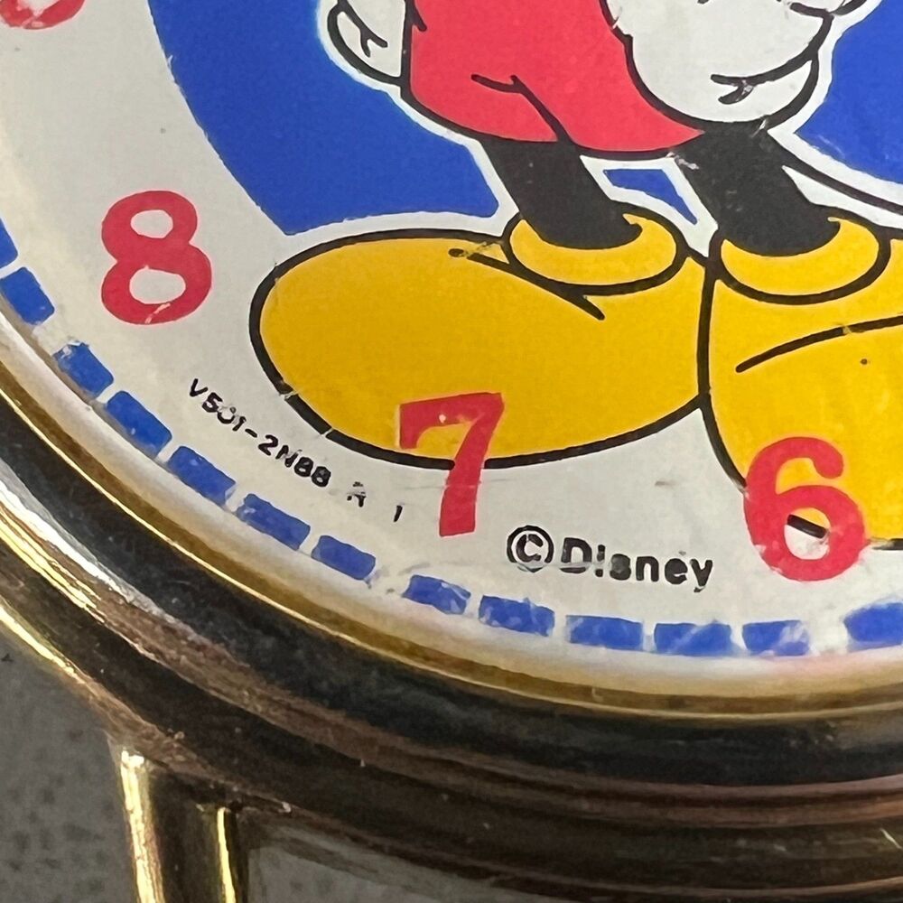 Vintage Disney Mickey Mouse Lorus Quartz Watch - Picture 7 of 12